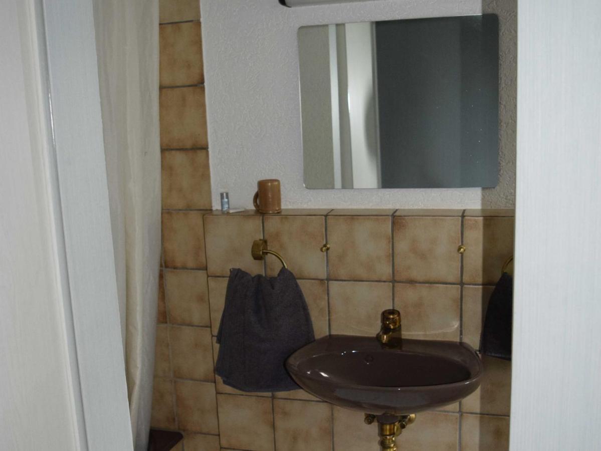 Hotel-Restaurant Ochsen ハスラッハ・イム・キンツィクタール エクステリア 写真