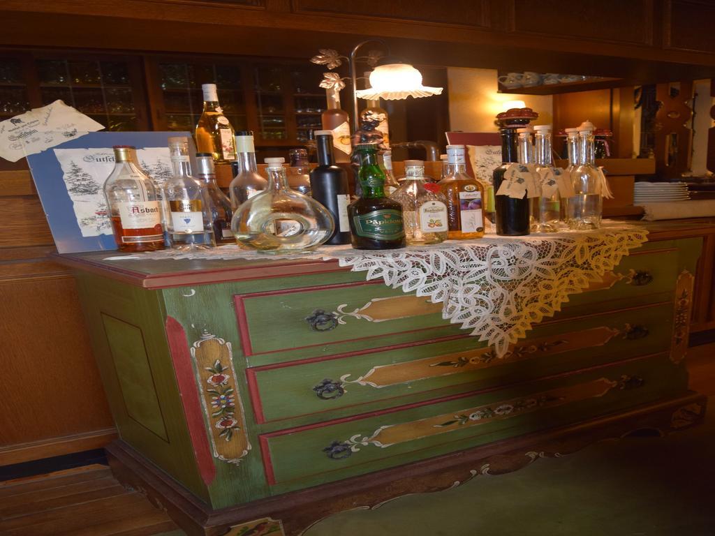 Hotel-Restaurant Ochsen ハスラッハ・イム・キンツィクタール エクステリア 写真